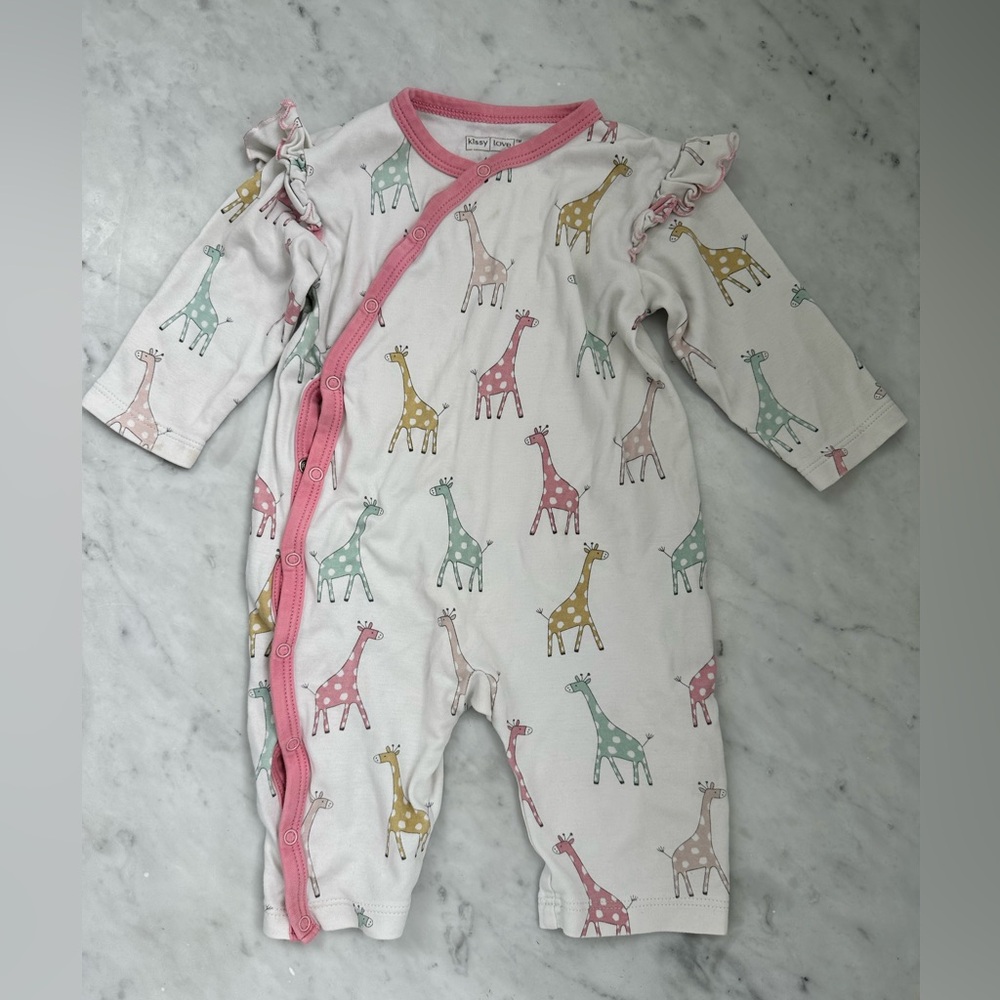 Kissy love onesie